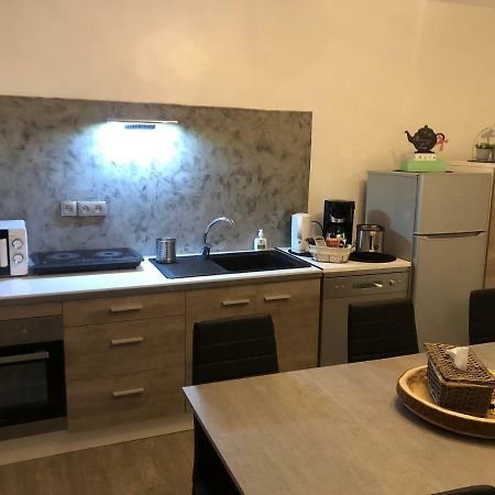 Appartement Tout Confort Ужин Экстерьер фото