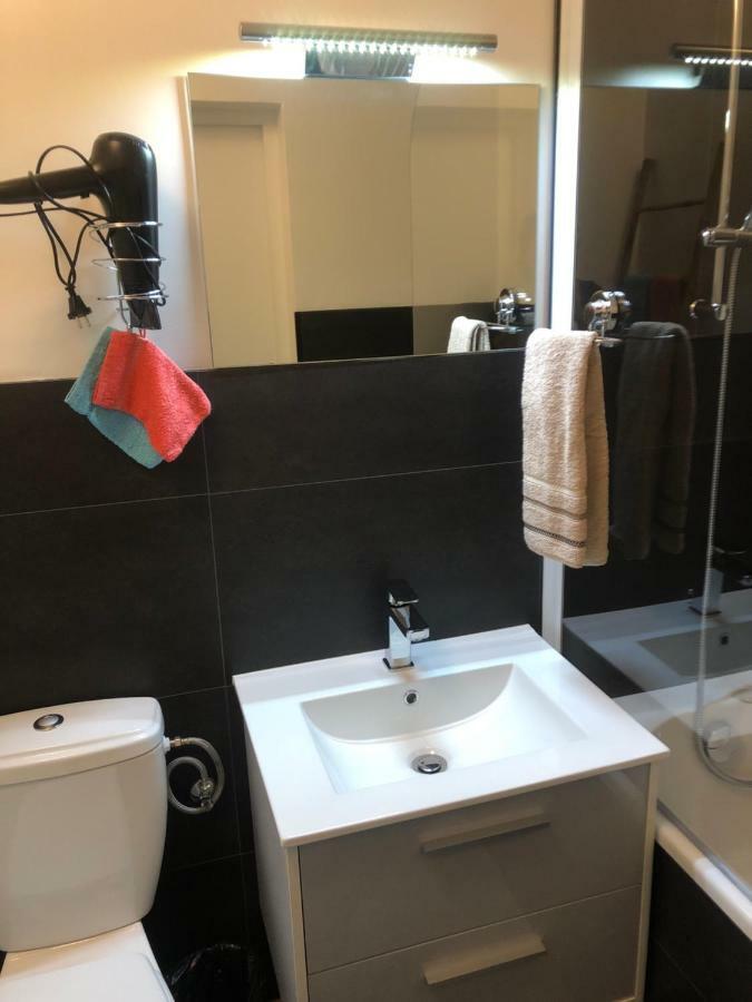 Appartement Tout Confort Ужин Экстерьер фото